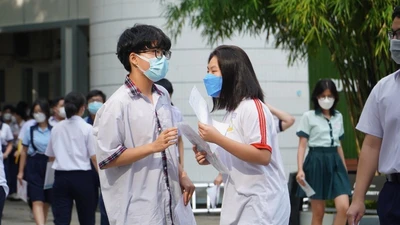 Thi vào lớp 10: Thí sinh nói gì về đề thi Ngoại ngữ?