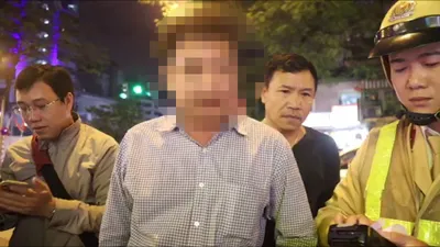 Vi phạm nồng độ cồn, cầu cứu 'người thân' vẫn bị CSGT từ chối