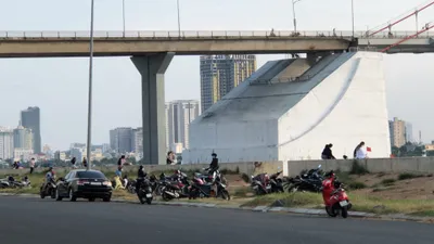 Nhiều người Đà Nẵng phớt lờ Chỉ thị 16 không đeo khẩu trang