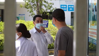 Dân Đà Nẵng bình tĩnh trước tin có ca nghi nhiễm COVID-19