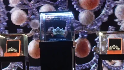 Vương miện Hoa hậu VN 2020 bằng vàng đính 74 viên ngọc trai