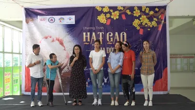 Video: Nghệ sĩ mang Tết đến với trẻ bị ảnh hưởng bởi HIV/AIDS