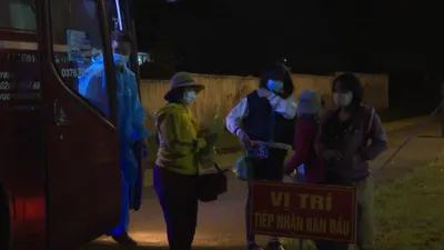 Video: Gia Lai đón công dân đi bộ về quê từ Long An