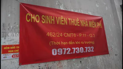 Video: Anh chủ tiệm hớt tóc nhường nhà cho sinh viên ở miễn phí