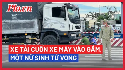 Video: Xe tải cuốn xe máy vào gầm, một nữ sinh tử vong