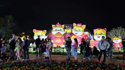 Không khí cả nước trước thời khắc chuyển giao năm mới