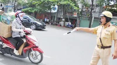 Phí đường bộ xe máy: Chưa thu đã thấy “ngán”