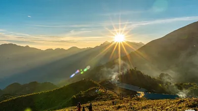 Người đàn ông ở Hải Phòng tử vong khi chinh phục đỉnh núi Yên Bái