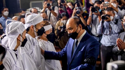 Chùm ảnh: Lễ viếng Phó Chủ tịch UBND TP.HCM Lê Hòa Bình