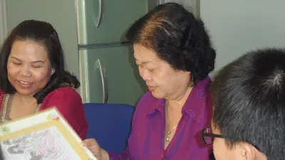 Nguyên Phó chủ tịch nước Trương Mỹ Hoa gặp gỡ học sinh ươm mầm tương lai