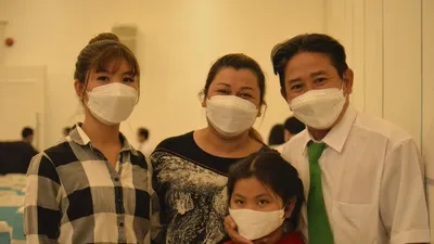 Người phụ nữ khóc lặng ngày gặp lại ân nhân ở Biệt đội taxi cấp cứu F0