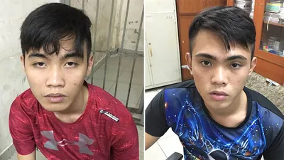 Đặc nhiệm đạp ngã 2 tên cướp giật giỏ xách du khách