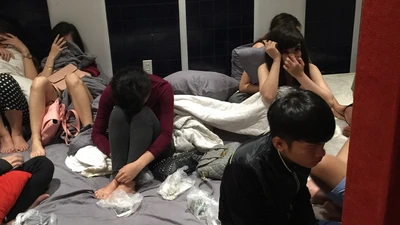 Gần trăm thanh niên trong động lắc ở TP.HCM