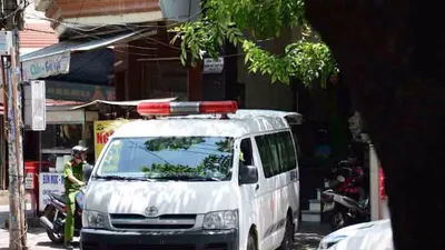 Thanh niên chết bất thường trong khách sạn ở Tân Bình