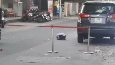 Phát hiện thai nhi trong valy dưới gầm ô tô ở Gò Vấp
