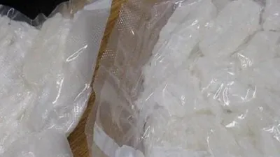 Mua 1kg ma túy đá 'sang tay' lấy lời 5 triệu đồng