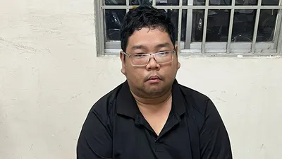 Thanh niên quay lén các cô gái bán dâm để ‘tống tiền’