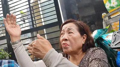 Vụ cháy quận 5: 1 người đàn ông nhảy lầu, 2 nữ nạn nhân kẹt ở nhà vệ sinh