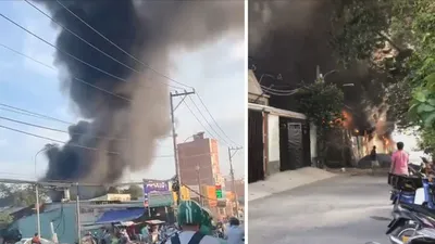 Kho xưởng sản xuất đồ mỹ thuật ở quận 12 bốc cháy dữ dội