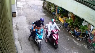  Truy xét đôi nam nữ vào phòng trọ trộm xe máy lúc sáng sớm