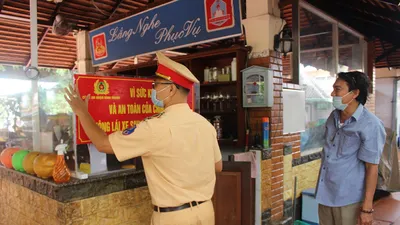 Chủ nhà hàng: 'Khách say mà phản ứng khi bị ngăn lái xe thì sẽ báo công an' 