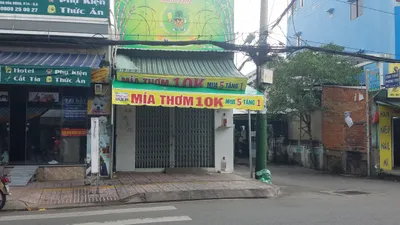 Cứu một phụ nữ bị cuốn tay vào máy ép nước mía