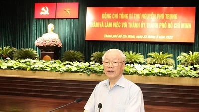 Chùm ảnh: Tổng Bí thư Nguyễn Phú Trọng thăm, làm việc với Ban Thường vụ Thành ủy TP.HCM