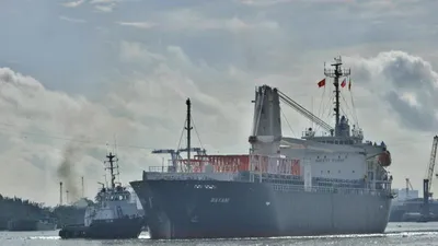 Nóng: Đoàn tàu metro số 1 vừa cập cảng Khánh Hội