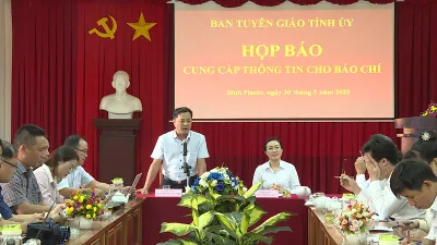 Clip họp báo vụ nhảy lầu tự tử ở trụ sở tòa Bình Phước