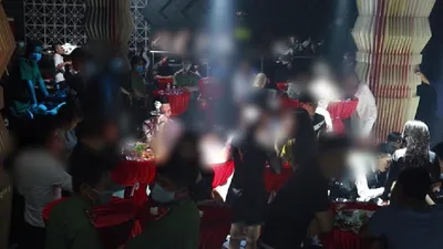 Kiểm tra quán bar, phát hiện 22 người dương tính với ma túy
