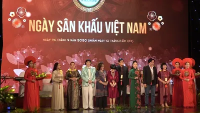 6 thầy đờn được vinh danh trong ngày giỗ Tổ