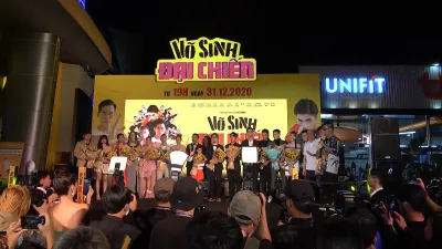 Video: Con gái chưởng môn phái Vịnh Xuân đóng phim võ thuật 