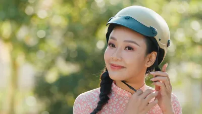 Video: Á khôi Hoa khôi Du lịch Việt Nam thử sức vai trò ca sĩ