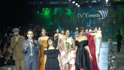 Minh Tú, Hoàng Thùy diễn vedette show thời trang Flourish 18 