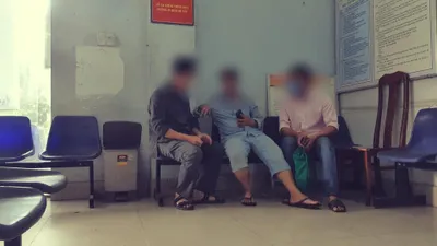 Video điều tra: Cò dẫn người làm CCCD 'dịch vụ' đến gặp Đại úy Minh thế nào?