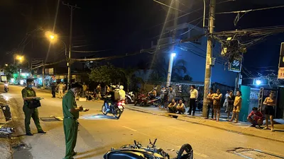 Video: Thanh niên chạy lấn làn, tông xe máy khác làm 4 người thương vong