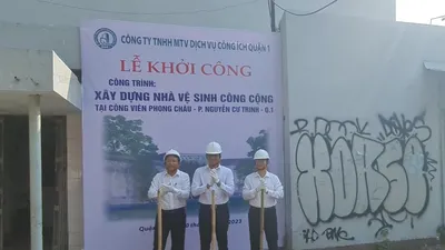 Quận 1, TP.HCM bắt đầu cải tạo nhà vệ sinh công cộng