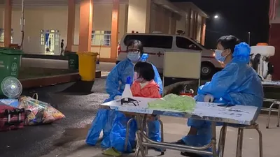 Video: Một ngày trong khu cách ly ở Bình Dương