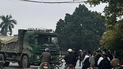 Cô gái trẻ tử vong tại chỗ sau va chạm với xe tải