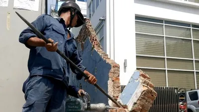 Clip: Quận 1 phá bỏ các công trình lấn chiếm vỉa hè