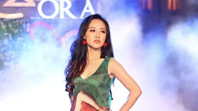 Dàn MC xinh đẹp của VTV lần đầu diễn thời trang