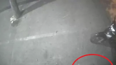 Xe ôm công nghệ “vã” mùa World Cup trộm cả bậc thang sắt