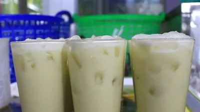 Mỗi ngày bán được hơn 1.000 ly nước mía