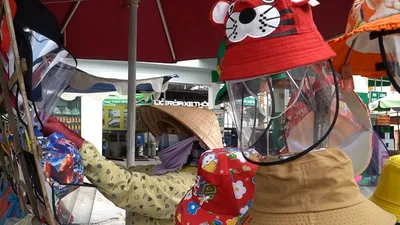 TP.HCM: Cuộc sống bị xáo trộn vì COVID-19, người dân nói gì?