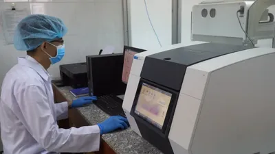 Cận cảnh máy xét nghiệm COVID-19 ở Đà Nẵng giá 1,4 tỉ đồng