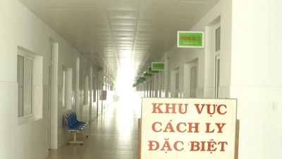 Đắk Lắk: Phong tỏa khoa truyền nhiễm, cách ly khoảng 70 người