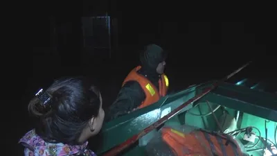 Video: Trắng đêm chạy lũ ở Phú Yên