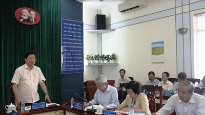 Bí Thư Thăng: ‘Các anh cứ làm đủng đỉnh biết bao giờ xong’ 