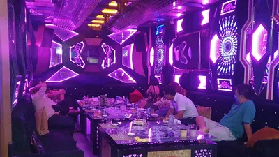  TP.HCM: Bắt tại trận nhà hàng cho hát karaoke dù có lệnh dừng