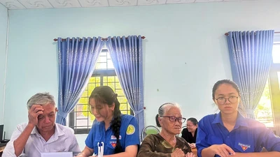 Lâm Đồng: Tặng 400.000 đồng cho đối tượng chính sách qua VNeID trước ngày 31-12